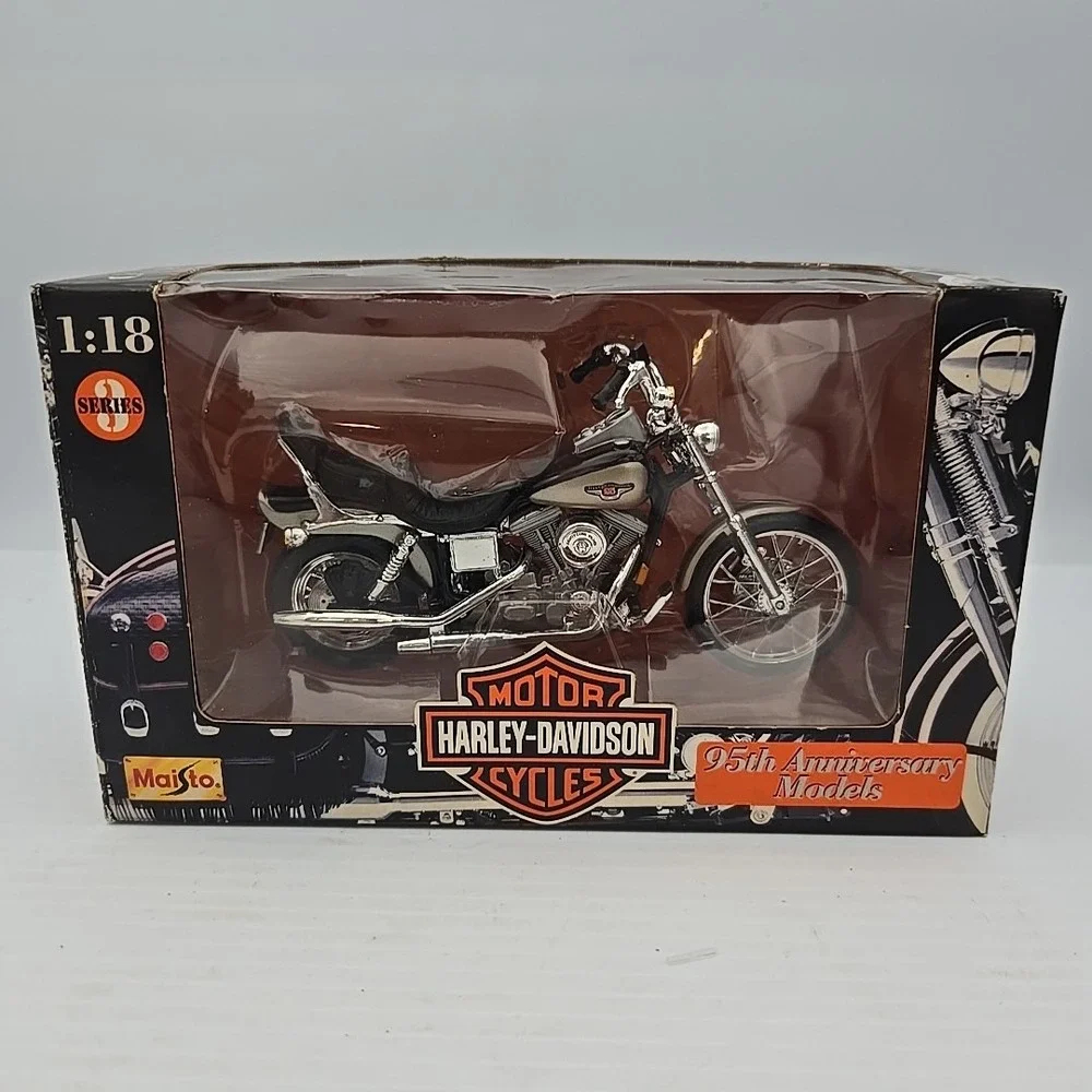 MAISTO Harley-Davidson 95th Anniversary 1:18 Dyna Wide Glide FXDWG Motorcycle‎